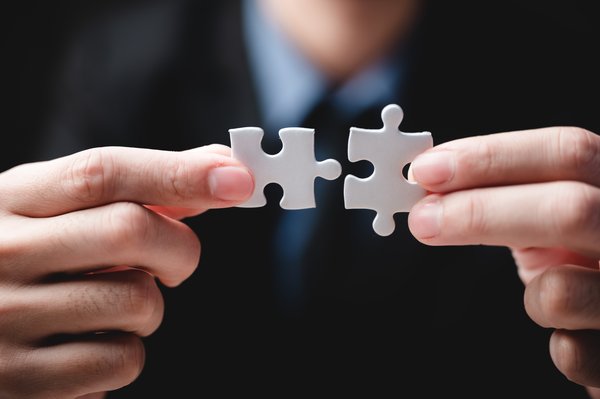 business-success-concept-idea-jigsaw-puzzle-teamwork-solution-join-connection-strategy-team-together-match-with-cooperation-partnership-challenge